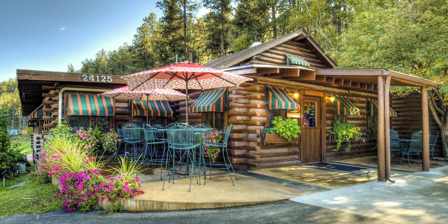 Powder House Yak Ridge Cabins Near Mt. Rushmore