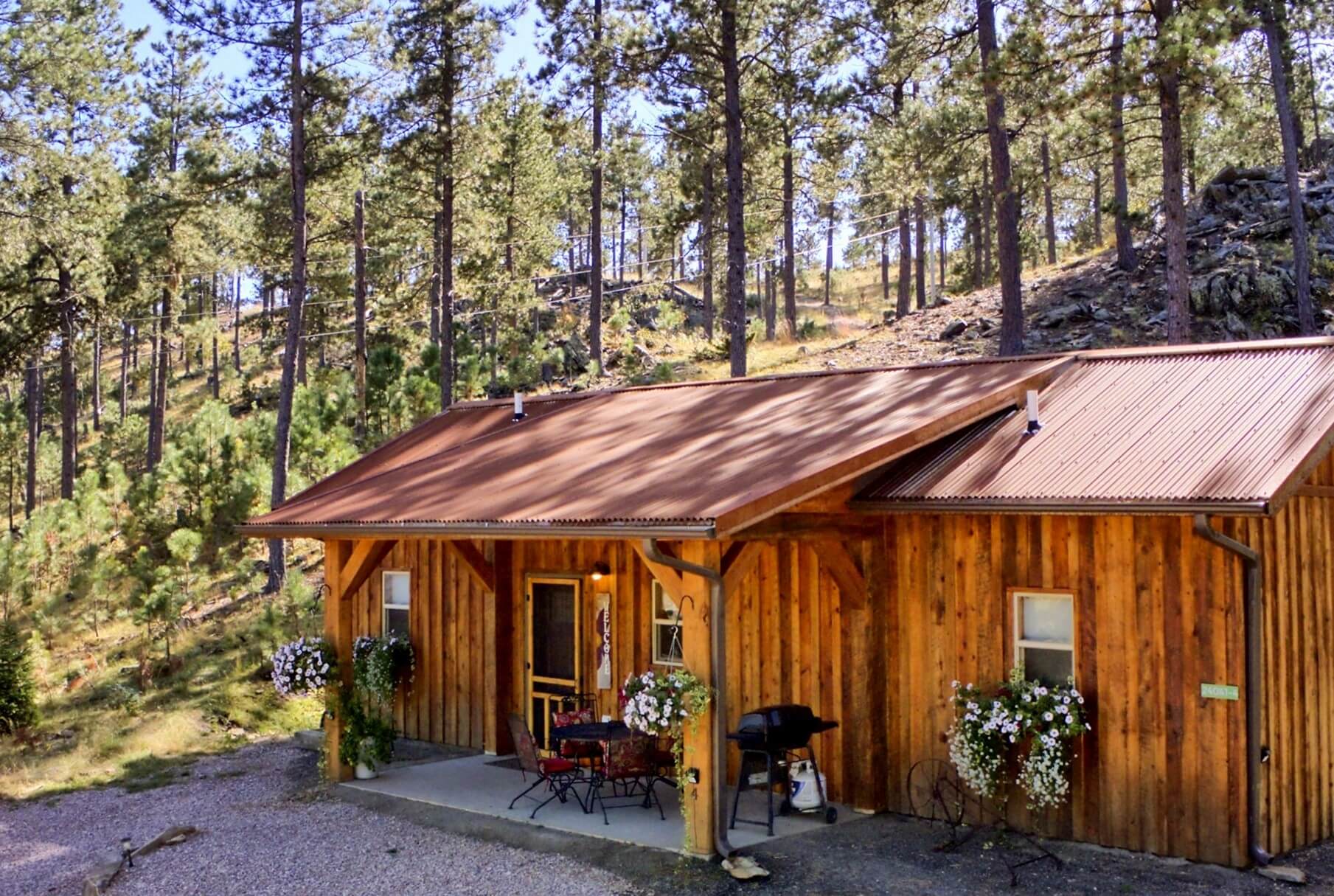 Cortez-Cottage-Exterior-Dusk